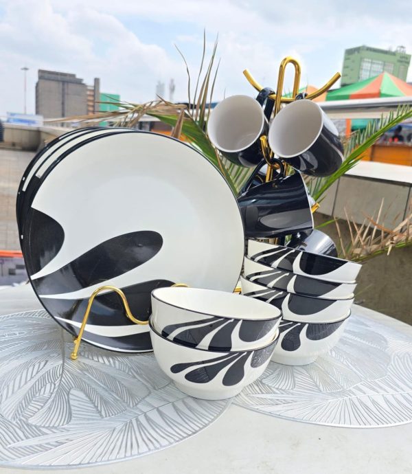 BLACK AND WHITE COMBO -18PC