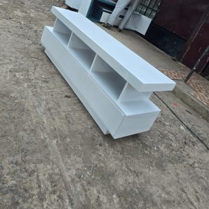 Elegant TV Stand - 5ft