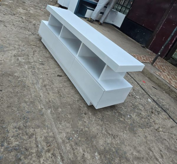 Elegant TV Stand - 5ft