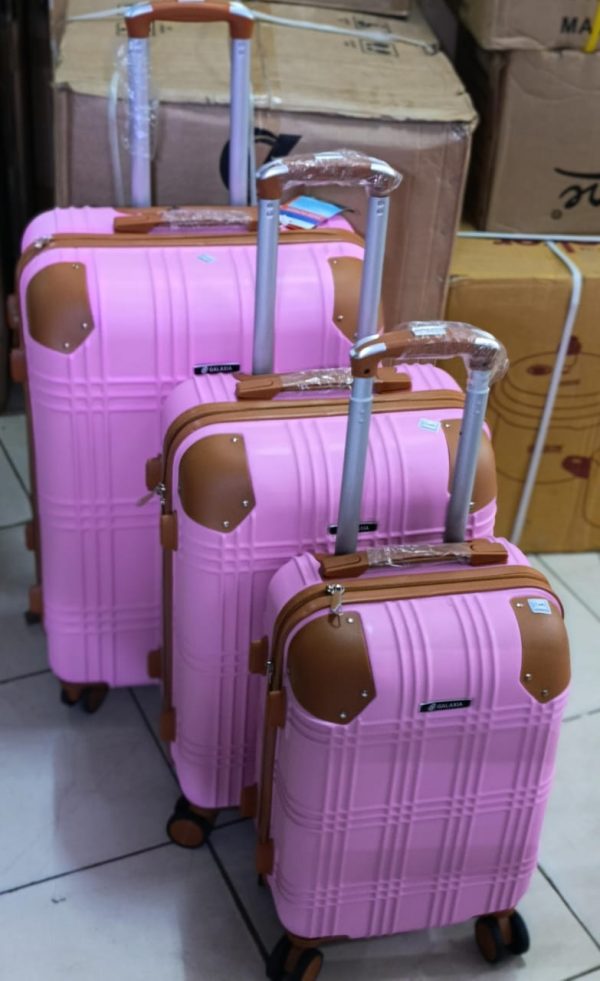 3 in 1 Luxurious Fibre Suitcase - SIZE 4 - Image 2