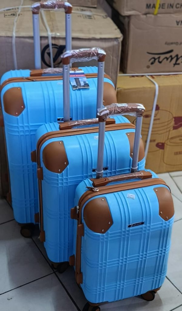 3 in 1 Luxurious Fibre Suitcase - SIZE 4 - Image 3